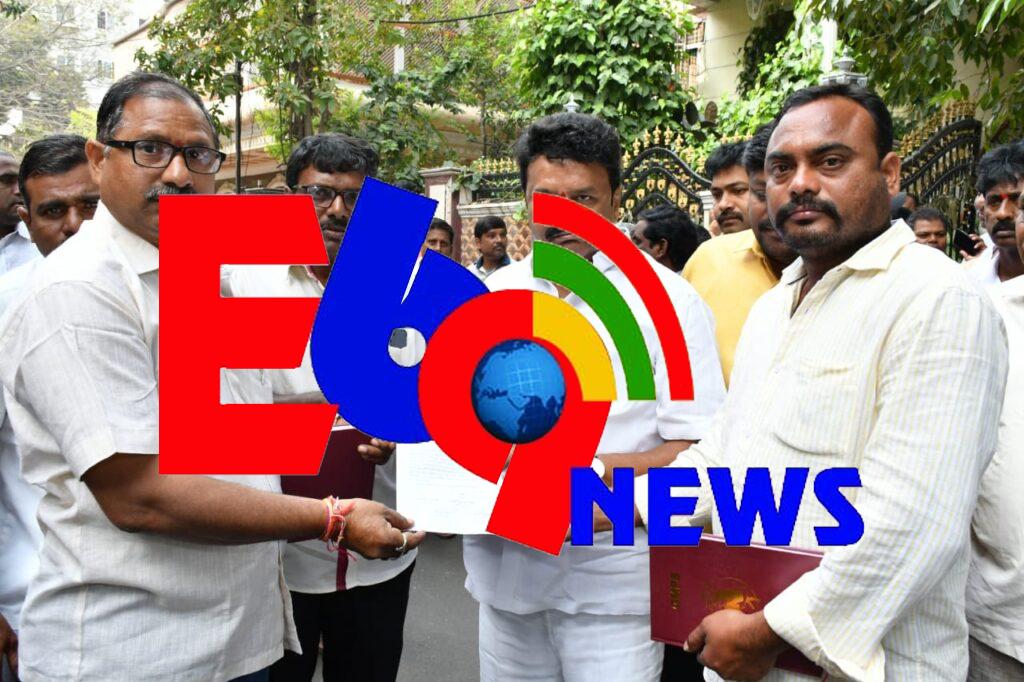గొర్లు చనిపోయిన నష్ట కుటుంబాన్ని ప్రభుత్వం ఆదుకోవాలి .