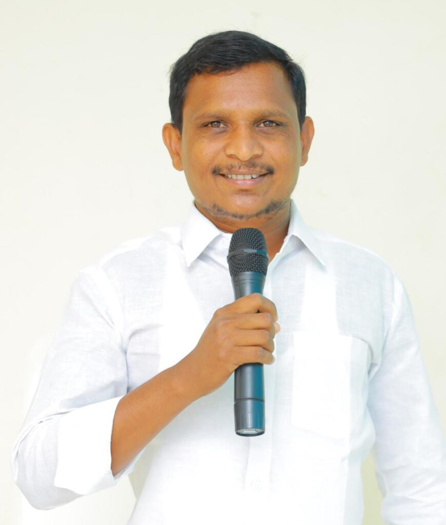 రేవంత్ రెడ్డి కాలిగోటికి సరిపోని వ్యక్తి రెడ్కో చైర్మన్ సతీష్ రెడ్డి