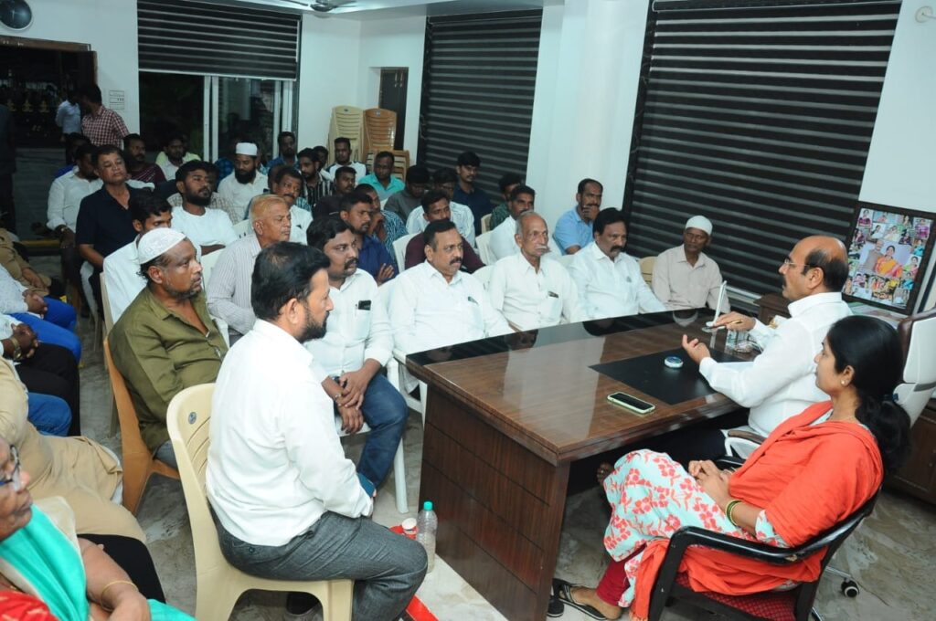 వై స్సార్సీపీ పార్టీ కి కార్యకర్తలే ప్రాణం వారిని కంటికి రెప్పలా కాపాడుకుంటాం