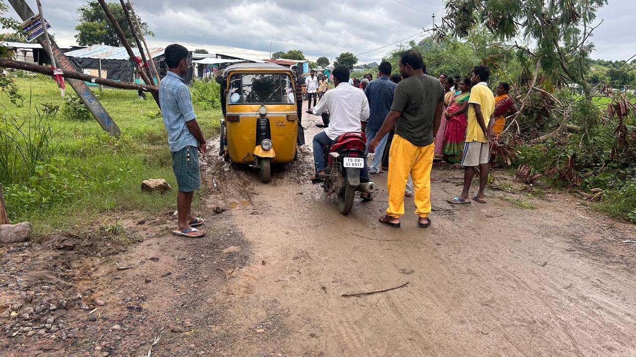 ప్రజా ప్రతినిధులారా! ప్రభుత్వ అధికారులారా!