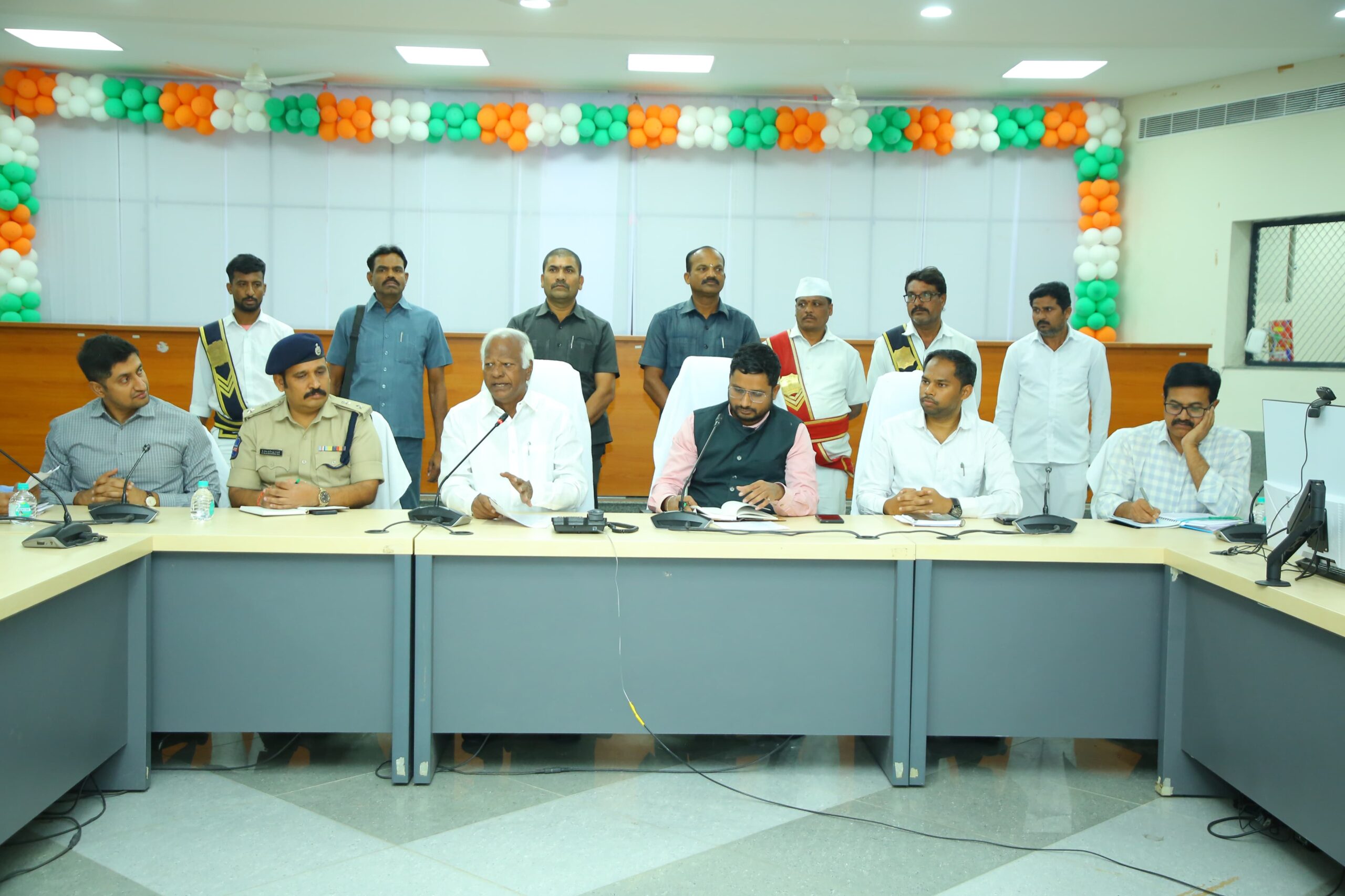 శాఖల వారీగా సంబంధిత పనులను వేగవంతం చేయాలి