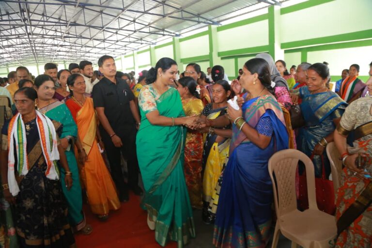 పంచాయితీ వ్యవస్థను కేంద్ర బీజేపీ ప్రభుత్వం నిర్వీర్యం చేస్తోంది