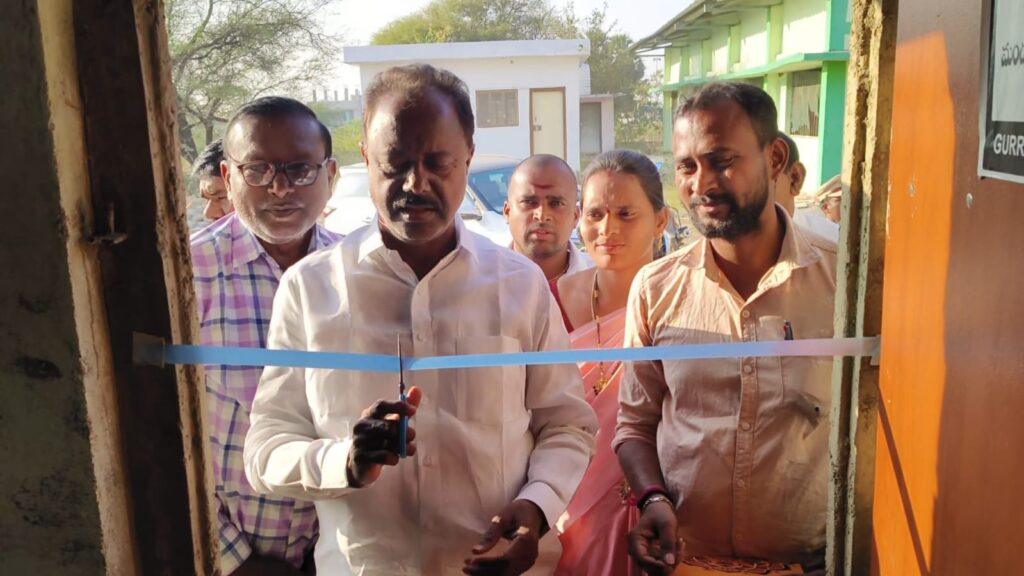 శాశ్వత ఆధార్ నమోదు కేంద్రం ప్రారంభం