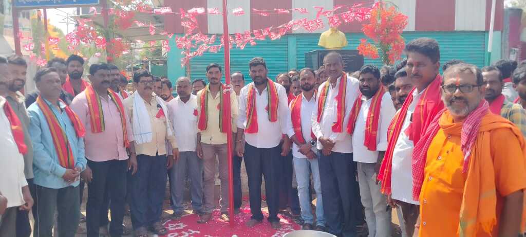 మే డే వేడుకల్లో కాంగ్రెస్ నేతల హామీ