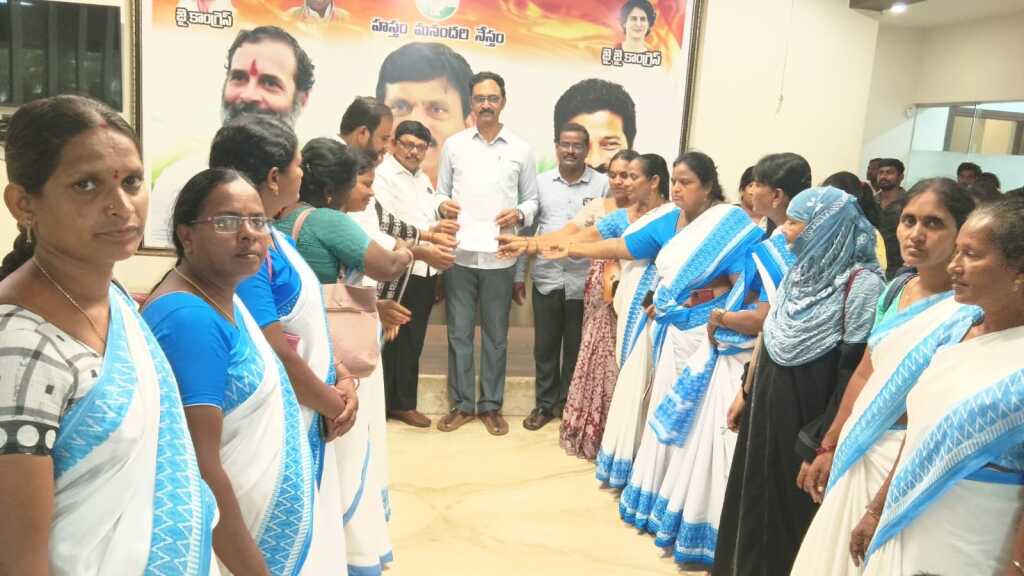 పొంగులేటి కార్యాలయంలో ఆశాల వినతి