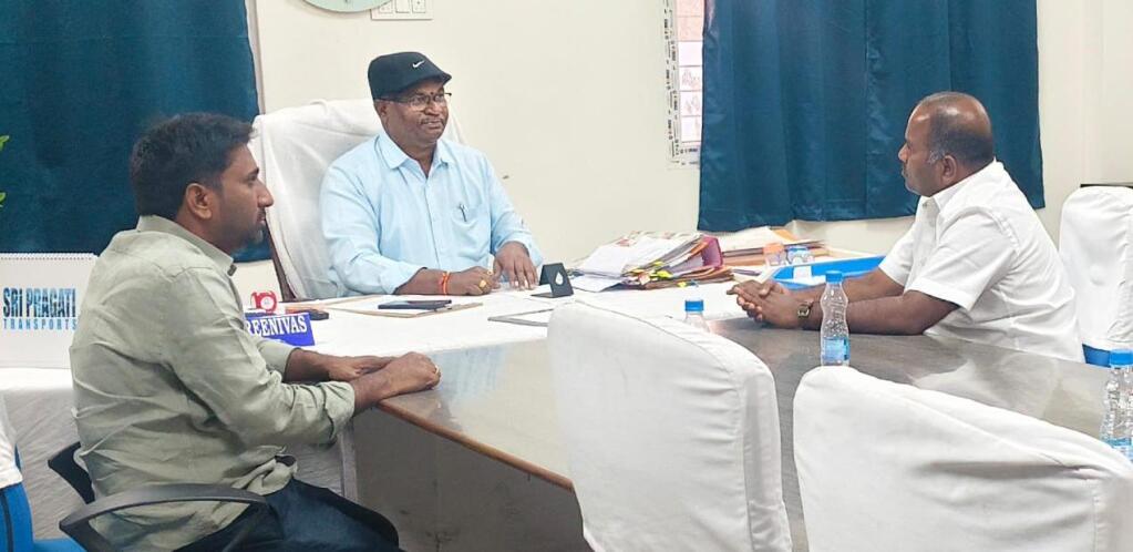 జి.ఎం కార్యాలయంలో పూర్తిస్థాయిలో అన్ని డిపార్ట్మెంట్లు ఏర్పాటు చేయాలి