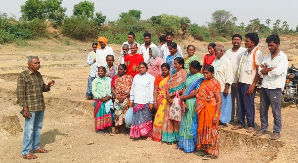ఏఐకె ఎం ఎస్ నేత రాచర్ల బాలరాజు