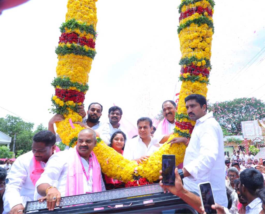 కేసీఆర్ పాలన రావాలి అని ప్రజలు కోరుతున్నారు: కేటీఆర్
