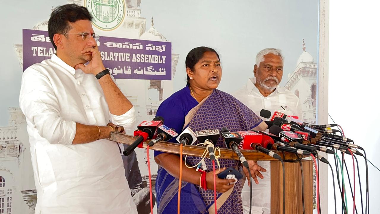 బొగ్గు గని పైకప్పు కూలిన ఘటనలో ముగ్గురు సింగరేణి కార్మికులు మృతి