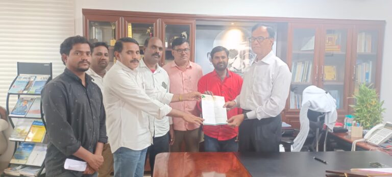 రవీంద్ర నాయక్ నగర్ కాలనీ గిరిజనులపై విద్యుత్ శాఖ అక్రమంగా ఛలాన్ వేయడం సరైనది కాదు.