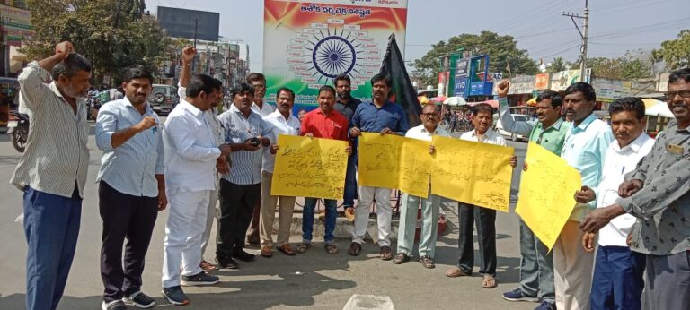 బావ ప్రకటన స్వేచ్ఛకు భంగం వాటిల్లితే సహించేది లేదు