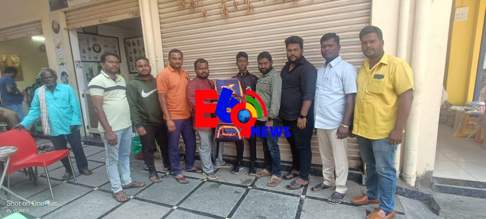 జాతీయ స్థాయి అథ్లెటిక్స్ కి ఎంపికైన యువకునికి కడియం యువసేన ఆధ్వర్యంలో యువకునికి ఆర్ధిక సహాయం ..