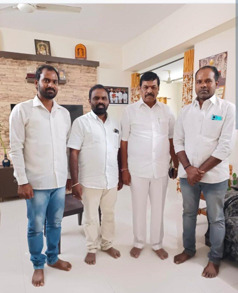 రజక విద్యార్థులకు ప్రత్యేక వసతి గృహాన్ని ఏర్పాటు చేయాలి