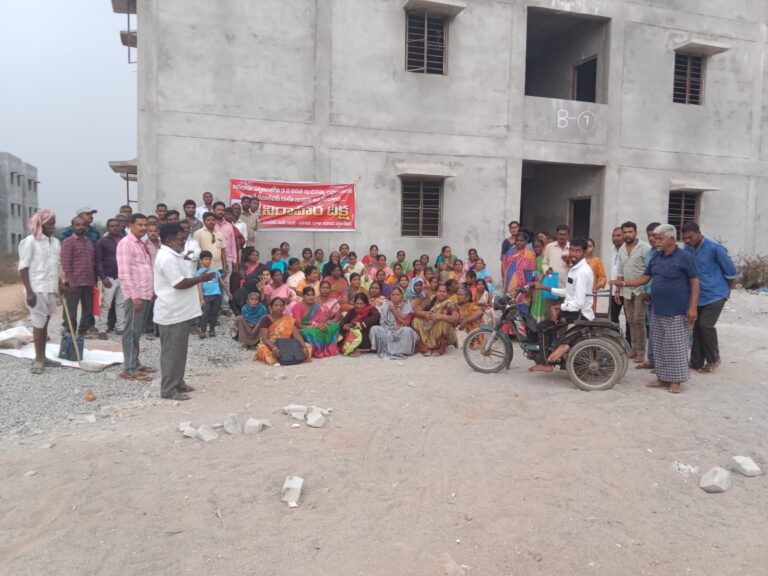 34వ రోజు మూడో విడత ఇందిరమ్మ ఇండ్ల రిలే నిరాహార దీక్షలు
