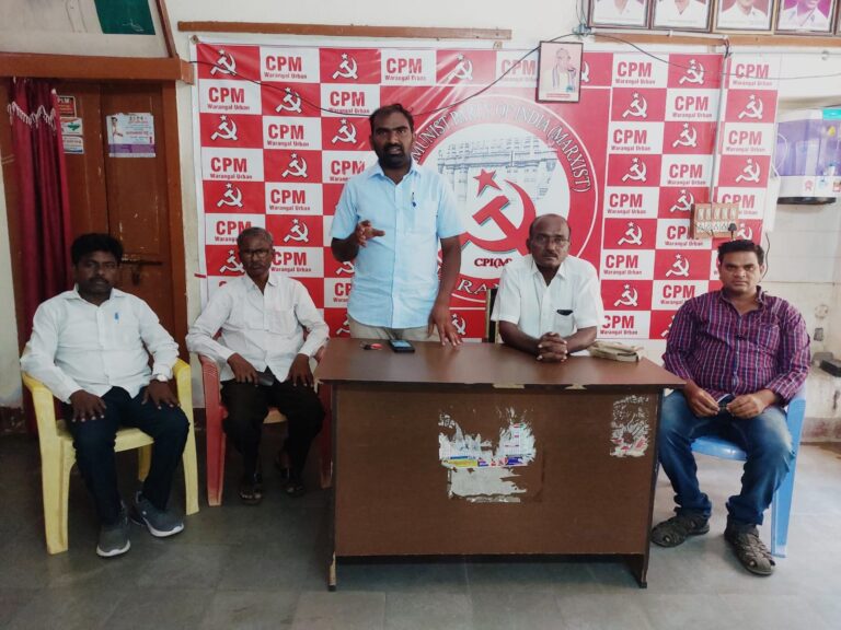 పేదలు వేసుకున్న గుడిసెలను కూల్చడం అన్యాయం.