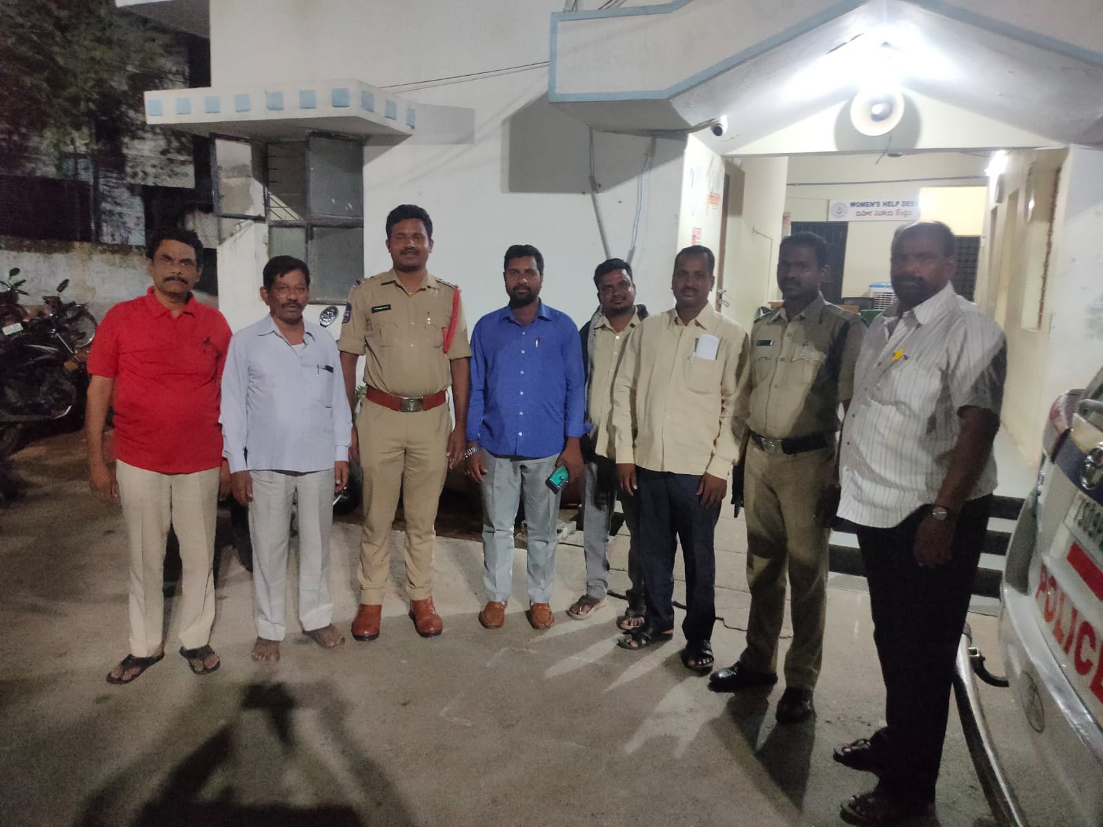 సిపిఎం నాయకుల అక్రమ అరెస్టులను ఖండించండి