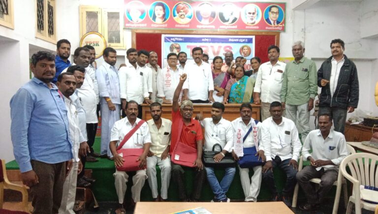 కులవృత్తుల నిధులు విడుదల చేయాలి