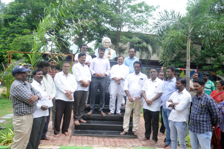 ఘనంగా డాక్టర్ ఏపీజే అబ్దుల్ కలాం వర్ధంతి