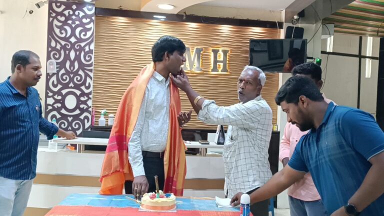 ఘనంగా డాక్టర్ తాటికొండ క్రాంతి రాజ్ జన్మదిన వేడుకలు