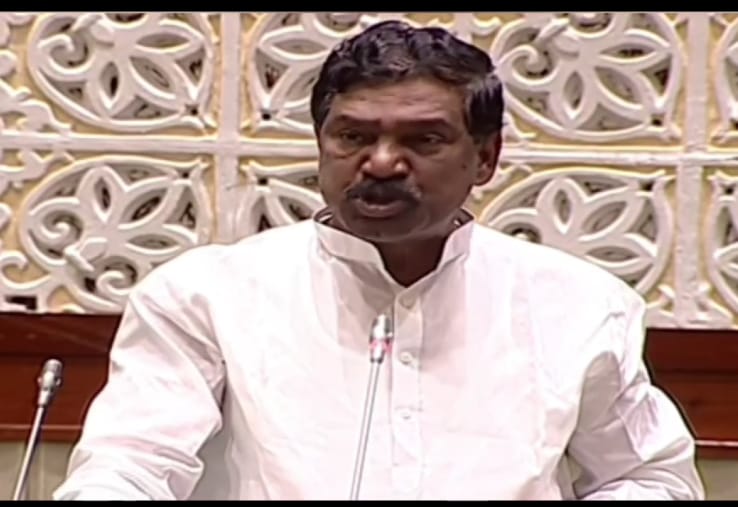 స్టేషన్గన్పూర్ నియోజకవర్గ కేంద్రాన్ని మున్సిపాలిటీ అవుతుంది.
