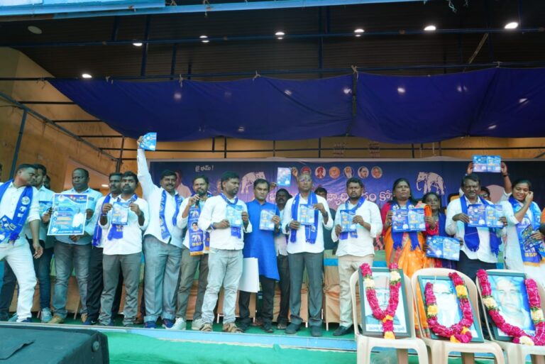 విద్యార్థులు,యువత జీవితాల్లో వెలుగులు నింపుతాం