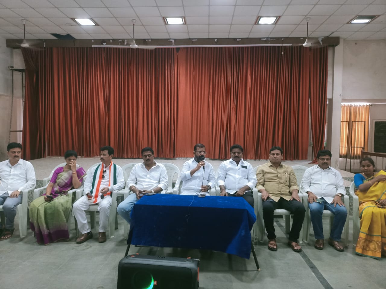 వరంగల్ మున్సిపల్ కార్యాలయం ముట్టడికి పిలుపునిచ్చిన నాయని
