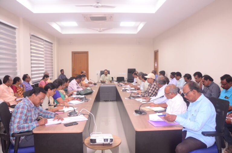 360 వీఆర్ఏలను వారి విద్య అర్హతను బట్టి పోస్టుల కేటాయింపు