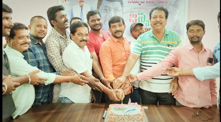 ఘనంగా ఇస్మాయిల్ జన్మదిన వేడుకలు.