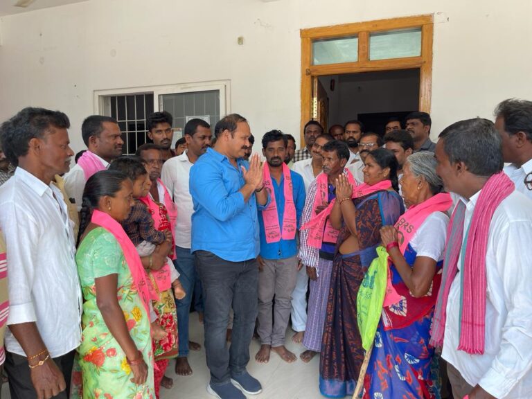 బిఆర్ఎస్ పార్టీలో పలువురు చేరిక