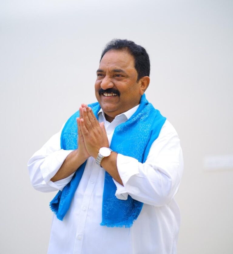 చందమామపై కాలుమోపిన విక్రమ్ ల్యాండర్