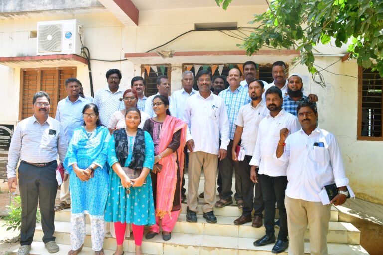 యూపీలో న్యాయవాదులపై దాడి చేసిన దుండగులను కఠినంగా శిక్షించాలి