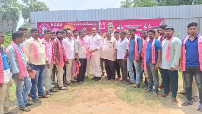 బిఆర్ఎస్ పార్టీలోకి జోరుగా వలసలు