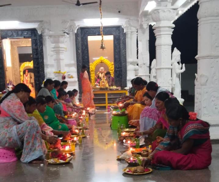 హరిహర క్షేత్రంలో ఘనంగా శ్రావణ శుక్రవారపు పూజలు
