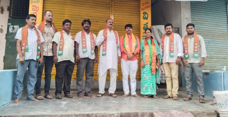 డోర్నకల్ నియోజకవర్గ స్థాయి బిజెపి సమ్మేళనం ను జయప్రదం చేయండి