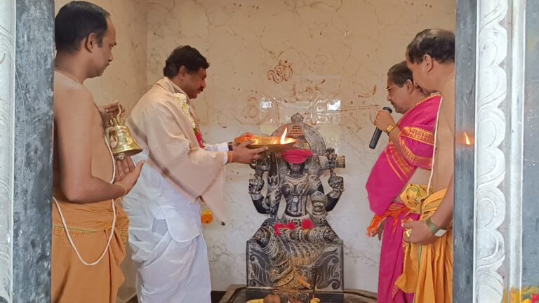 పోచమ్మ తల్లి విగ్రహ ప్రతిష్టాపన కార్యక్రమం