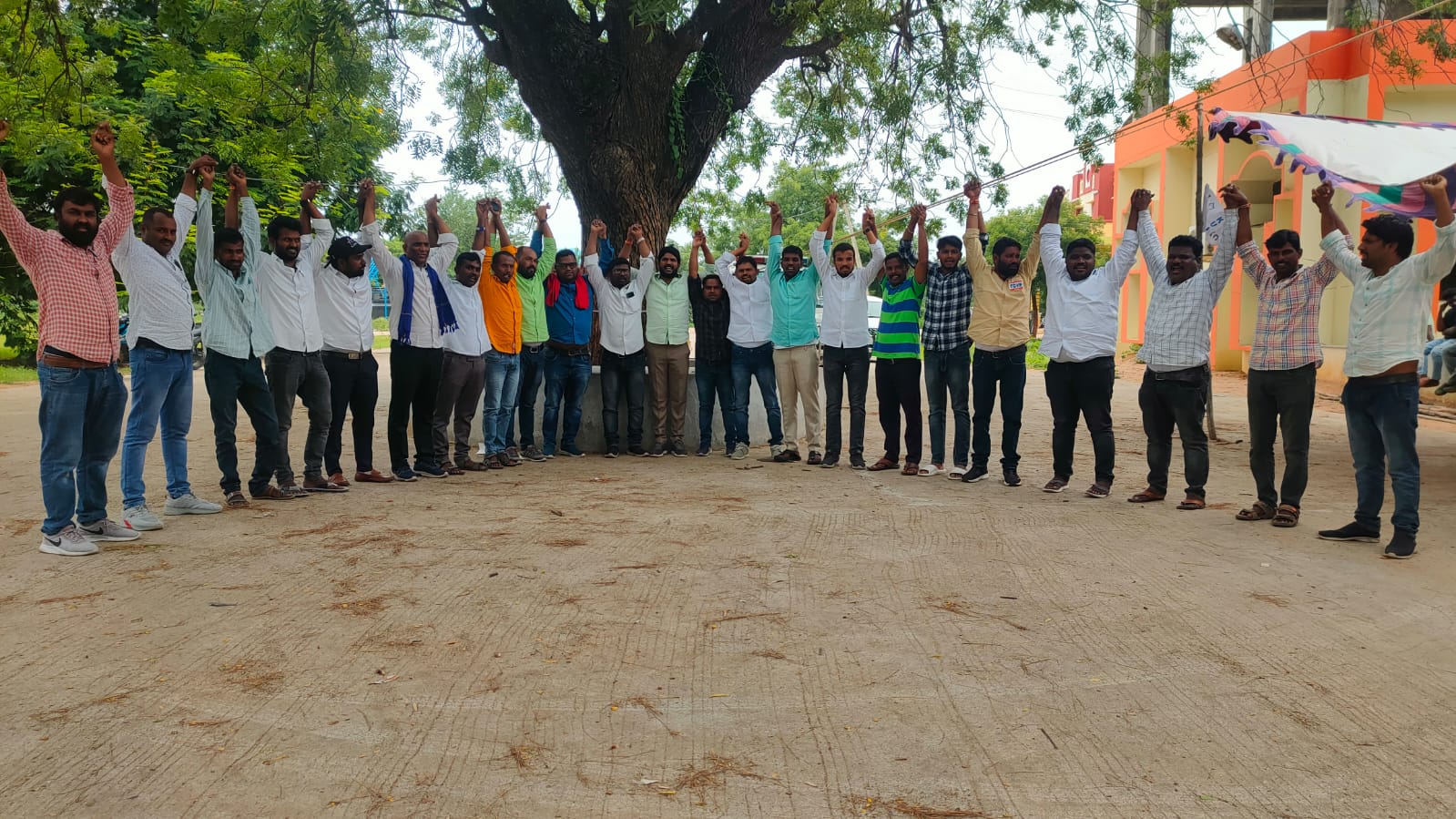 కేయూ వీసీ, రిజిస్ట్రారు బర్తరఫ్ చేయకుంటేఉద్యమాన్ని ఉధృతం చేస్తాం