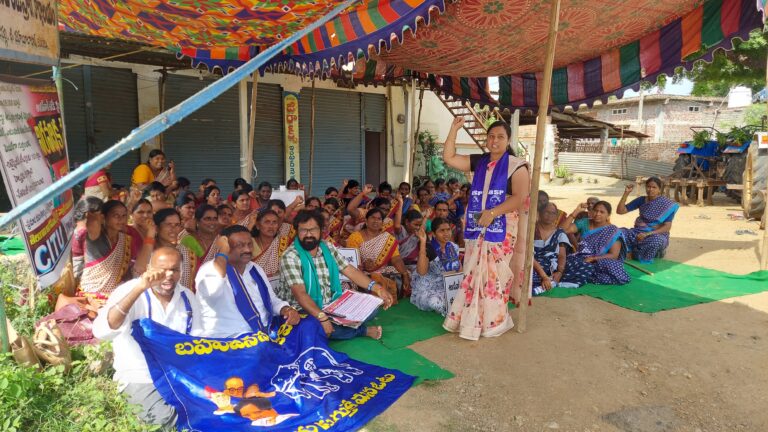 కార్మికుల హక్కులను కాలరాస్తే సహించం