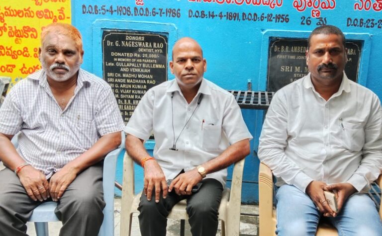 రజకుల బతుకులపై నీళ్లు చల్లొద్దు-గోపి రజక