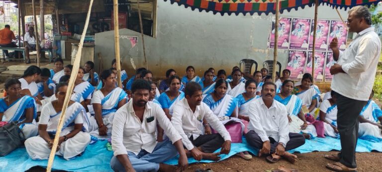 ఆశా వర్కర్లు సమ్మెకు మద్దతు తెలిపిన తల్లాడ రైతు సంఘం