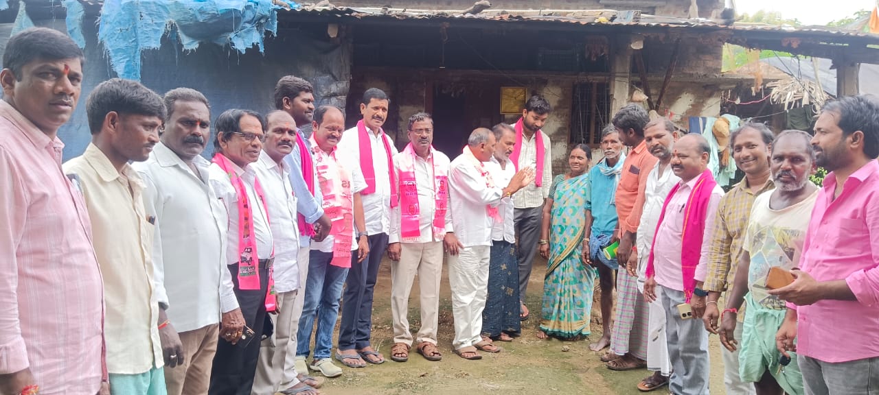 రేగొండ మండల వ్యాప్తంగా బిఆర్ఎస్ పార్టీ ఇంటింటి సర్వే