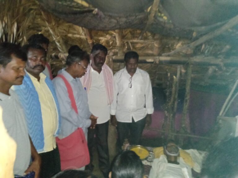 పిడుగు పడి వ్యక్తి మృతి