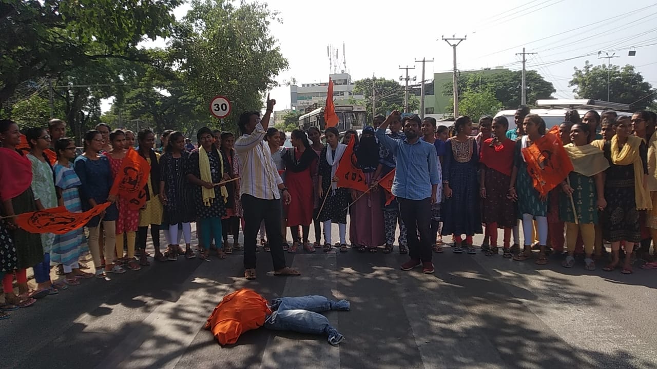 టియస్ పియస్ సి బోర్డు చైర్మన్ సెక్రటరీలను వెంటనే తొలగించి వారిన అరెస్టు చేయాలి