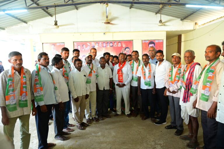 జి ఎస్ ఆర్ ఆధ్వర్యంలో కాంగ్రెస్ పార్టీలోకి కొనసాగుతున్న చేరికలు