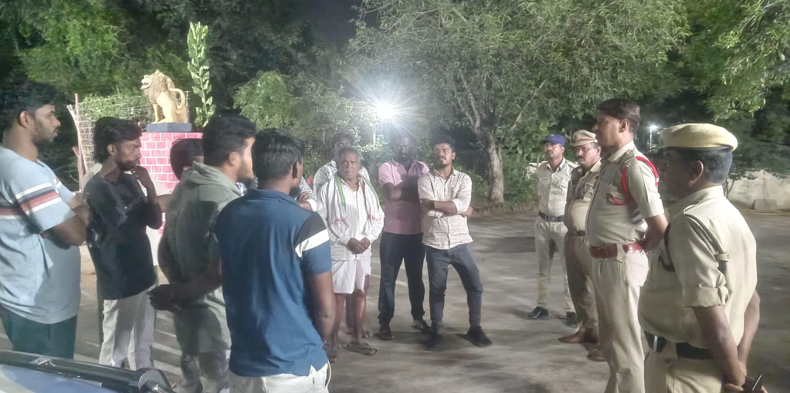 గణేష్ నిమజ్జనం లో డిజెలు వినియోగించొద్దు-సిఐ వేణు