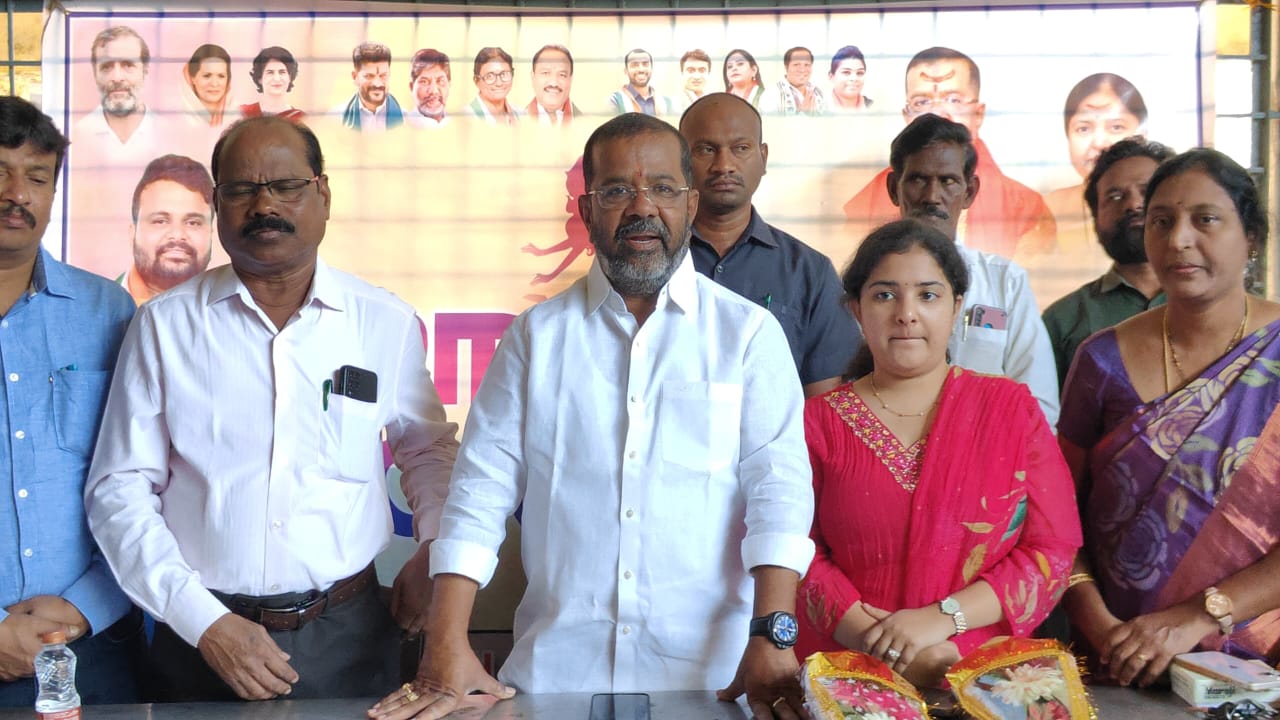 కాంగ్రెస్ ప్రజా ప్రభుత్వంలో మహిళల అభివృద్దికి పెద్ద పీట వేసింది