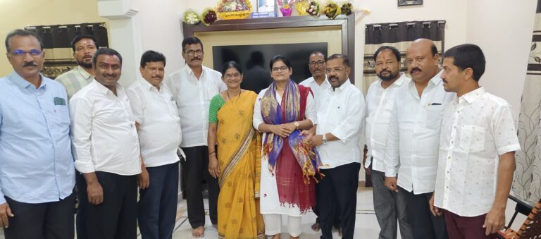 గ్రూప్-1 పరీక్ష ఫలితాల్లో 532.5 మార్కులు సాధించిన తేజస్విని రెడ్డి…