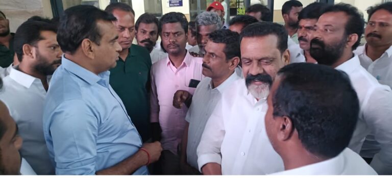 అండర్ పాస్ బ్రిడ్జి ఏర్పాటుకు మరోసారి ఎంపీని కలిసిన సిపిఎం బృందం