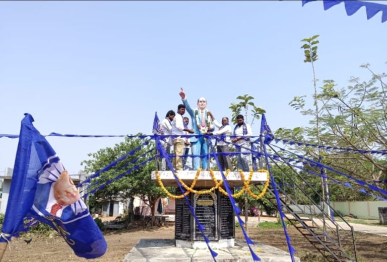 *సింగరాజుపల్లి గ్రామంలో దళిత సేవా సంఘం ఆధ్వర్యంలో వేడుకలు*