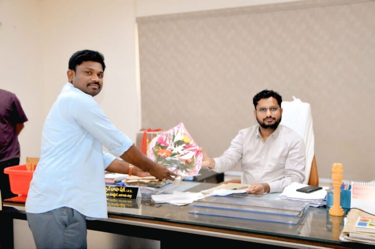 రాధాకృష్ణ బాధ్యతల స్వీకరణ