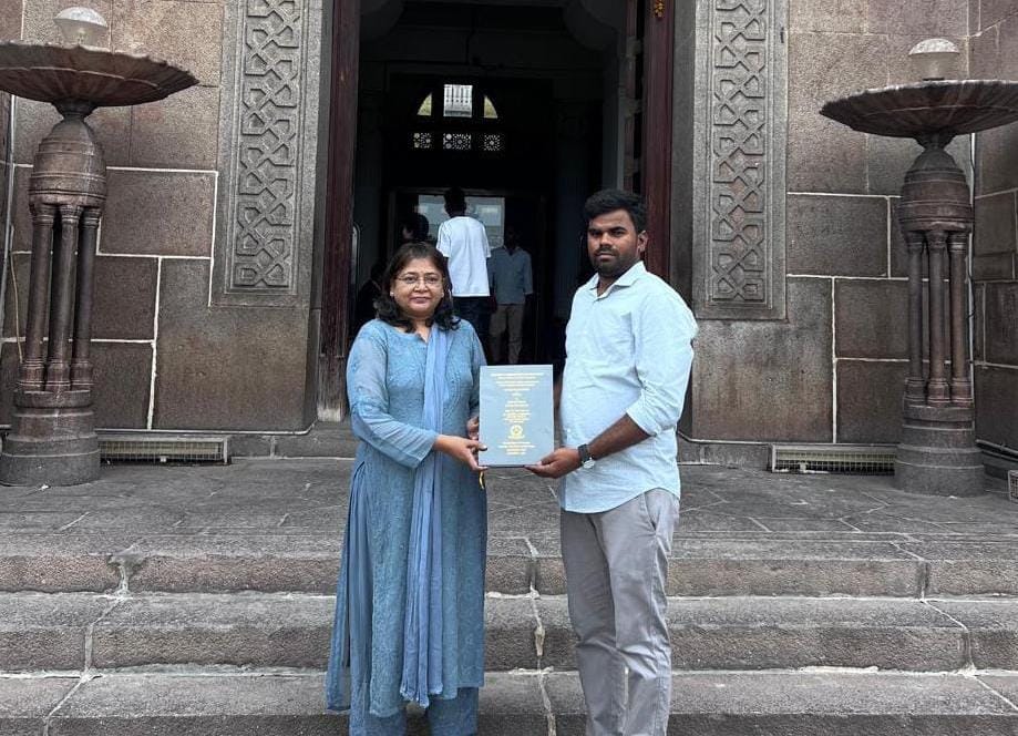 పేదింటి బిడ్డకు డాక్టరేట్ గౌరవం 2 IMG 20250725 WA0758